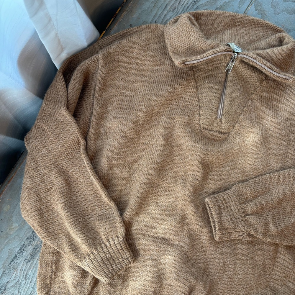 Alpaca Connection men’s 1/4 zip sweater | size small